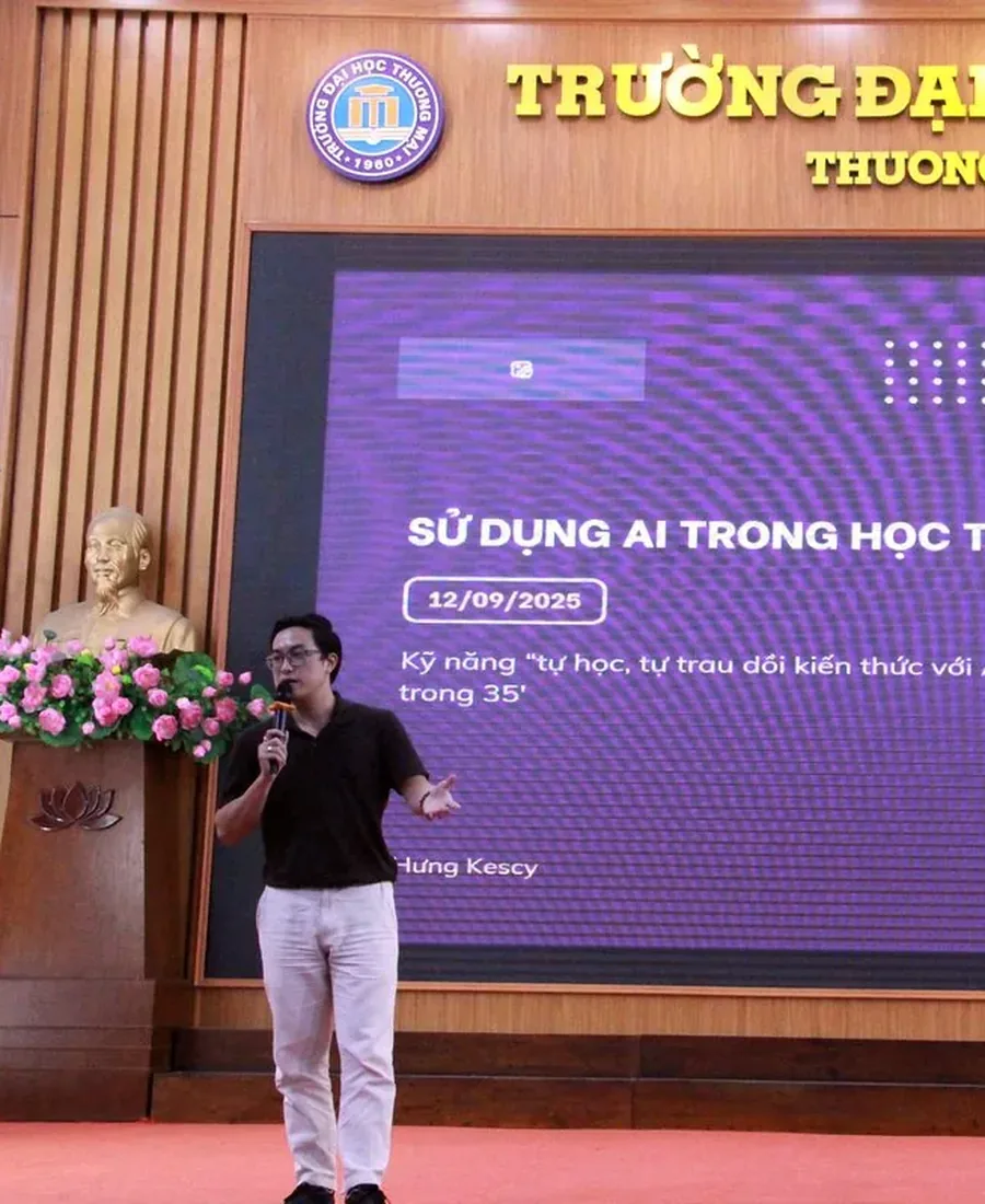 Hưng Kescy chia sẻ về dùng AI trong học tập tại Trường Đại học Thương mại